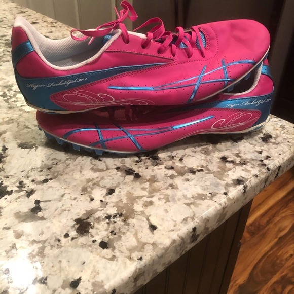 ASICS Hyper Rocket Girl SP4 running track cleats - Picture 2 of 8